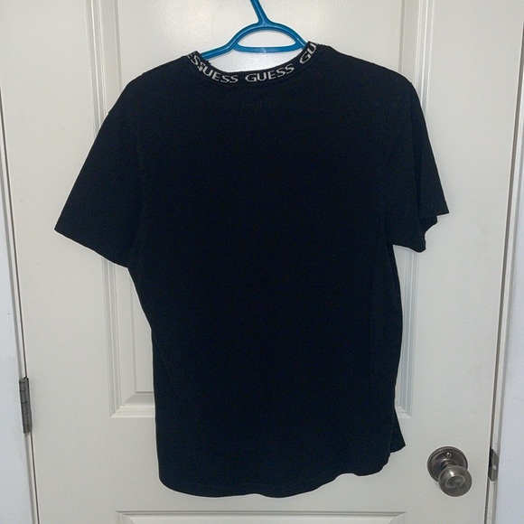 Mens guess t-shirt - Picture 2 of 3